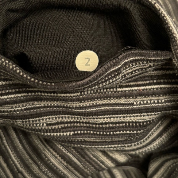 OG Wunder Under III Lulu Lemon Leggings | Cyber Stripe Deep Coal Black - Picture 3 of 4